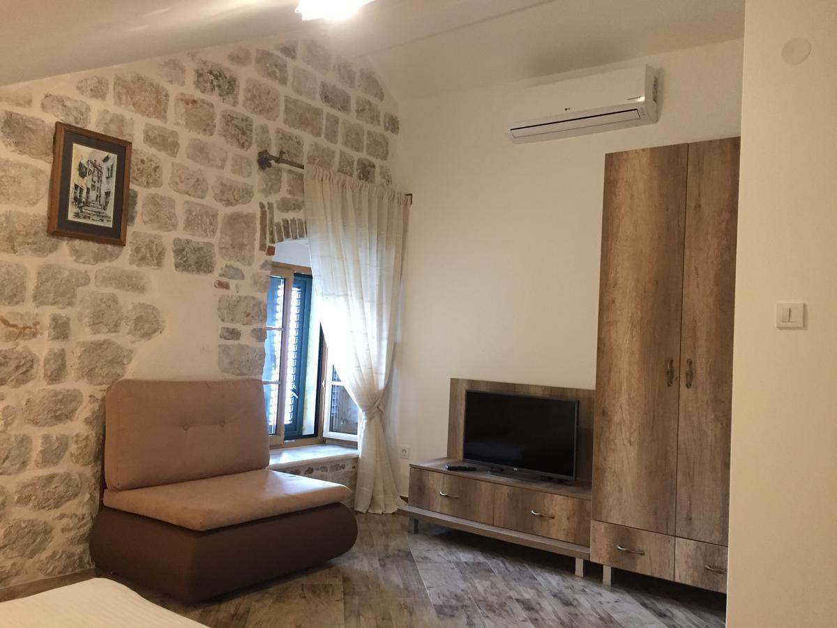 Apartment Radimiri Kotor Buitenkant foto